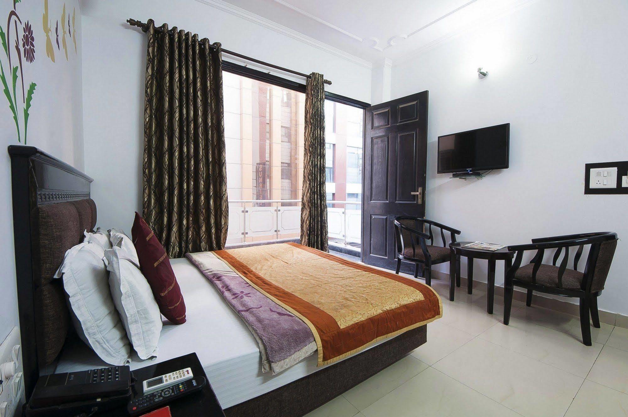 Hotel Sunrise دلهي المظهر الخارجي الصورة